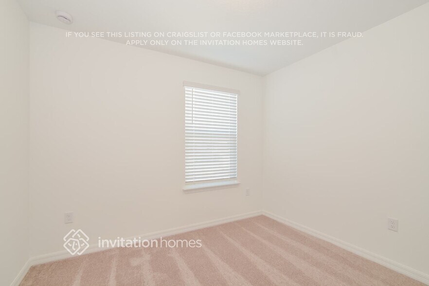 Building Photo - 5838 Sagebrush Aly