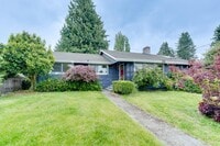 Building Photo - 511 SW 120th St