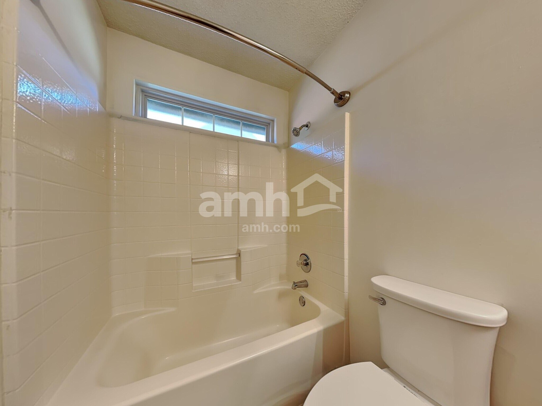 Building Photo - 103 Richmond Way