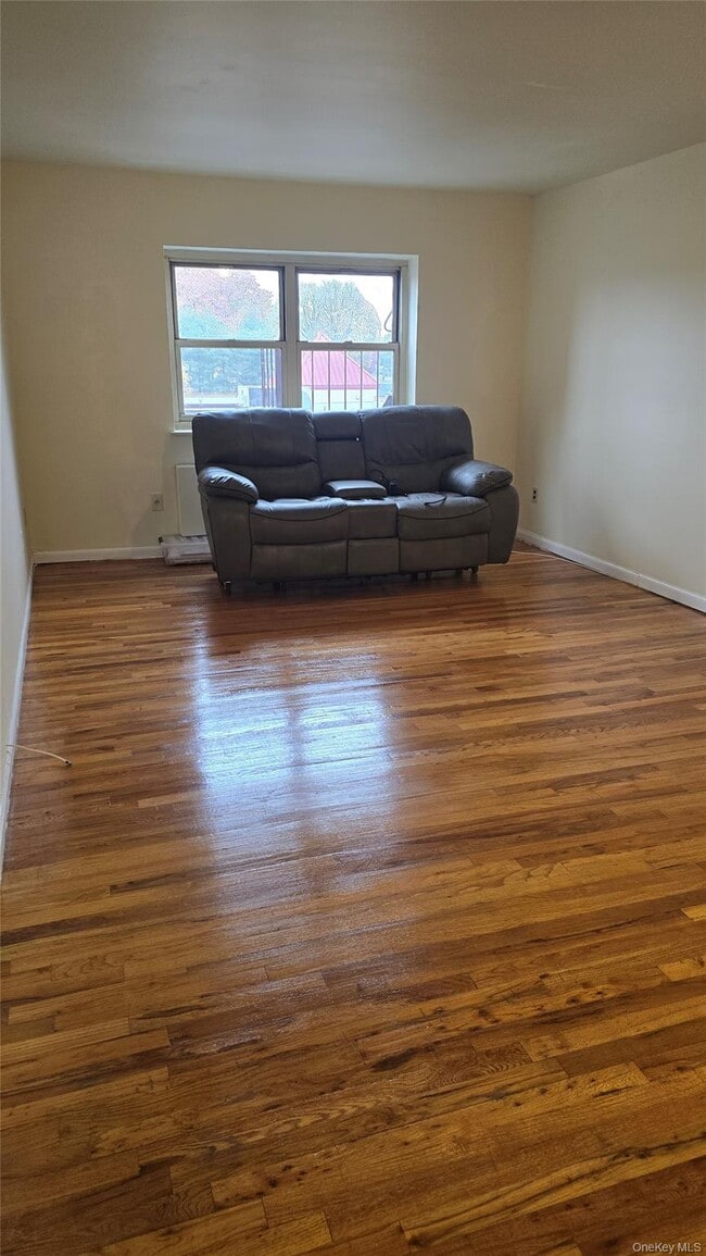 Building Photo - 20 Secor Pl