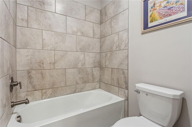 Building Photo - 4367 Waxwing St