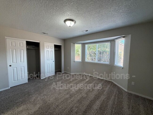 Building Photo - 8035 Sierra Altos Pl NW