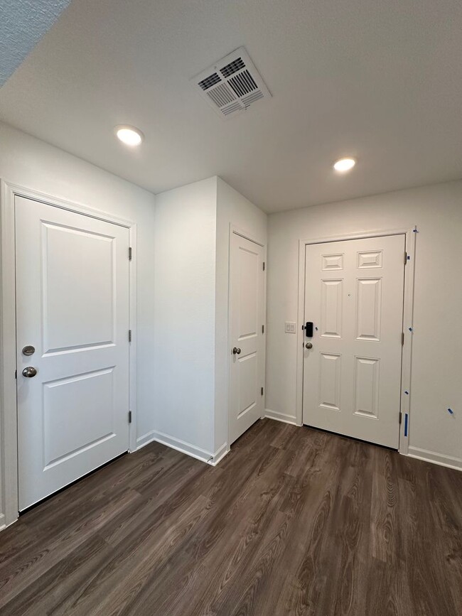 Building Photo - Move In Special! $300 Off Per Month for Fi...