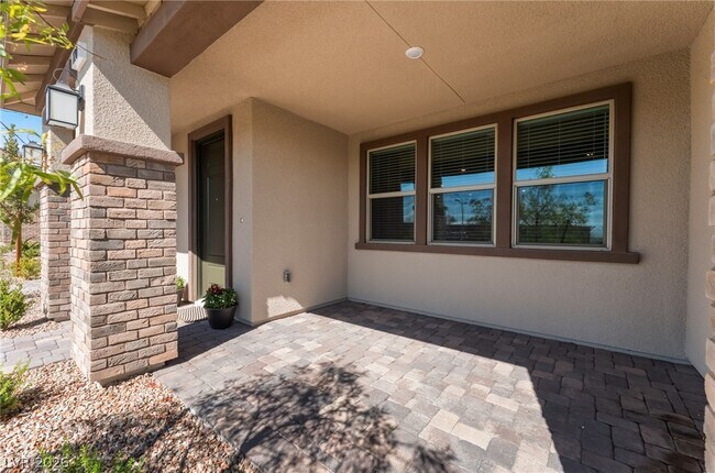 Building Photo - 128 Silver Run Ln