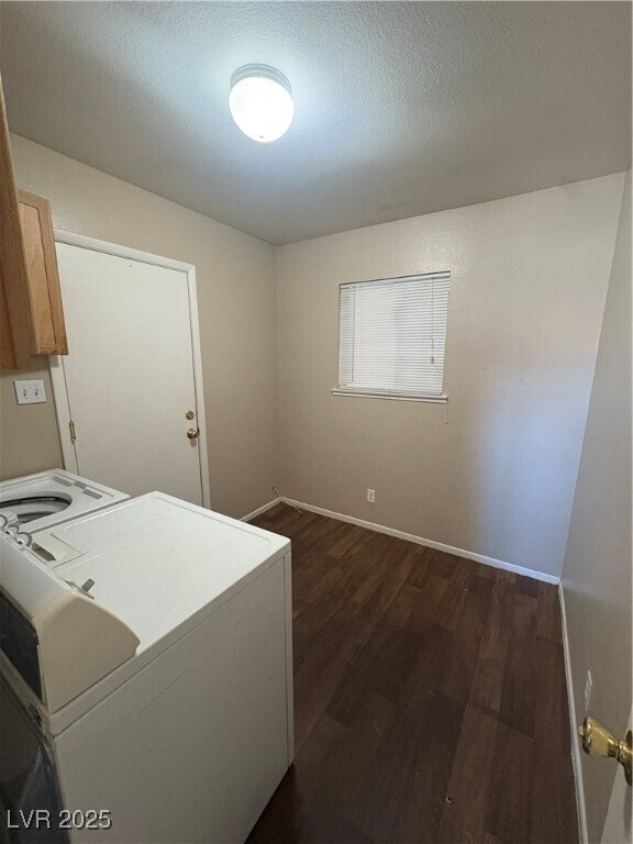 Building Photo - 8008 Cureton Cir