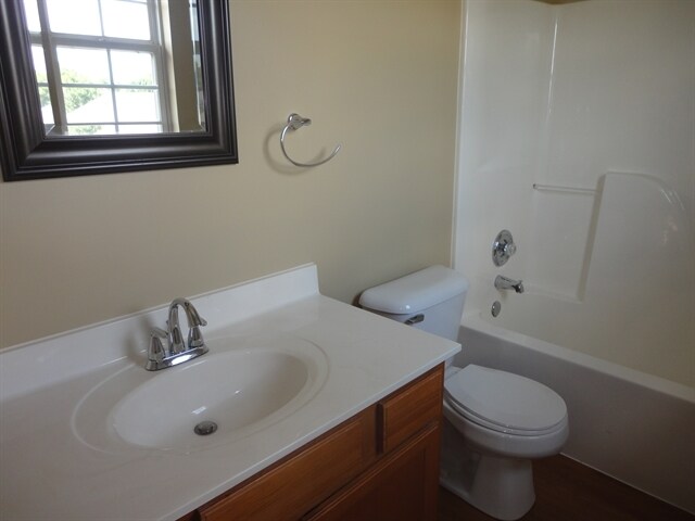 Building Photo - 936 Hathaway Dr