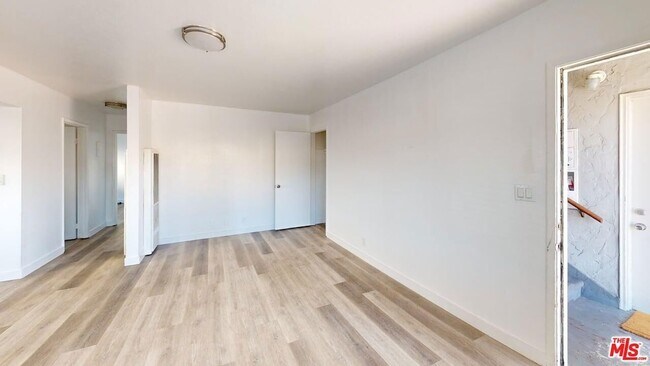 Building Photo - 2129 Monroe St