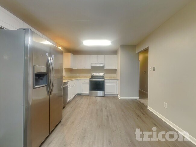 Building Photo - 1382 Peggy Ln NW