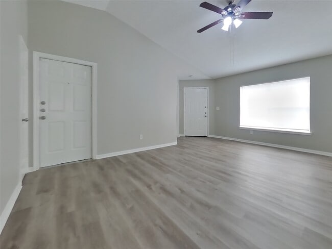Building Photo - 3135 Kelling St