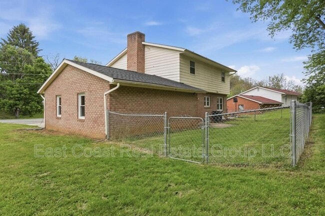 Building Photo - 115 Evans Run Dr