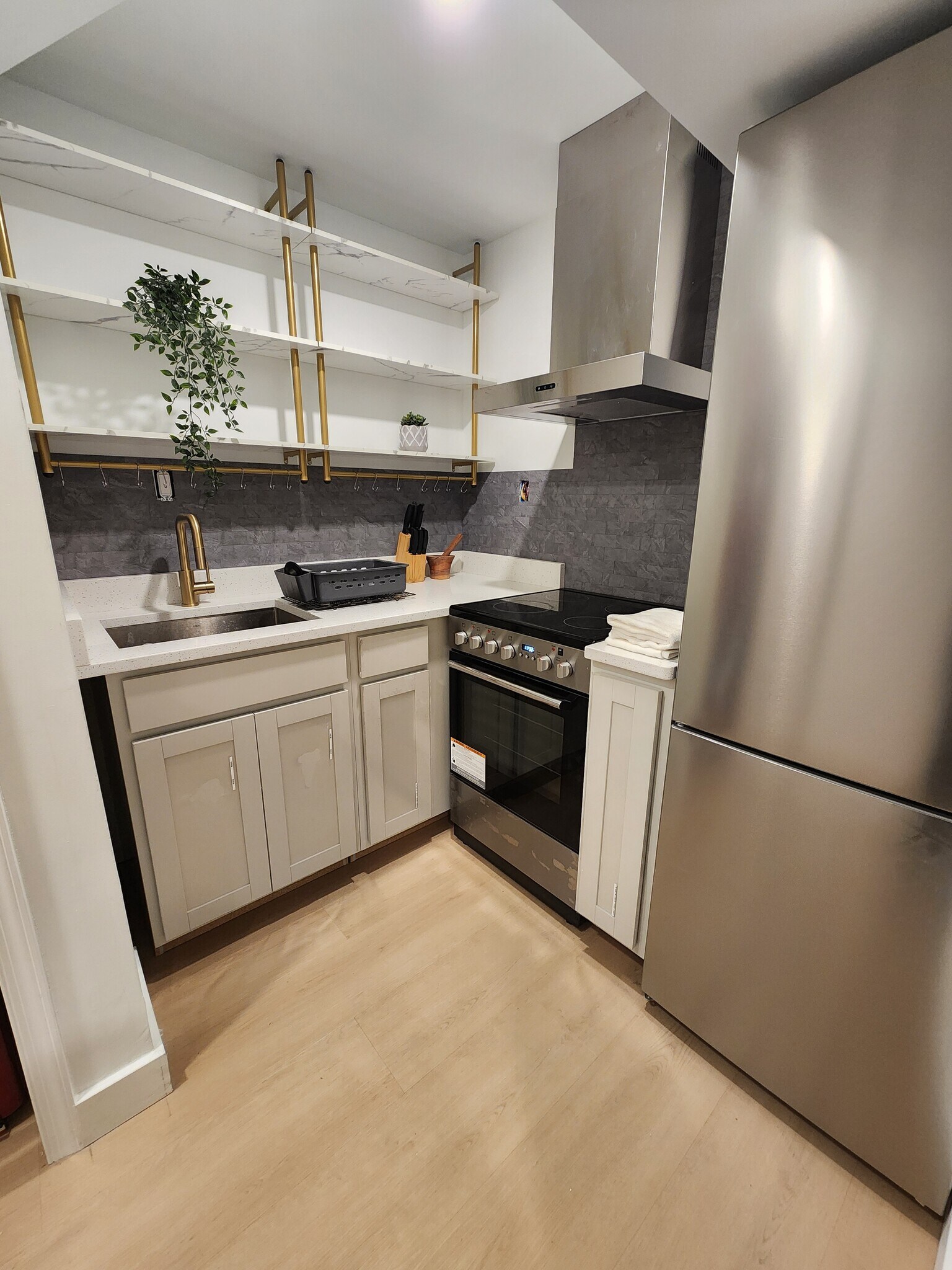 Building Photo - 18009 Ednor View Ter