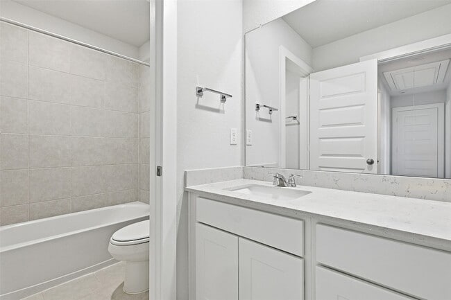 Building Photo - 8598 Blueberry Ash St