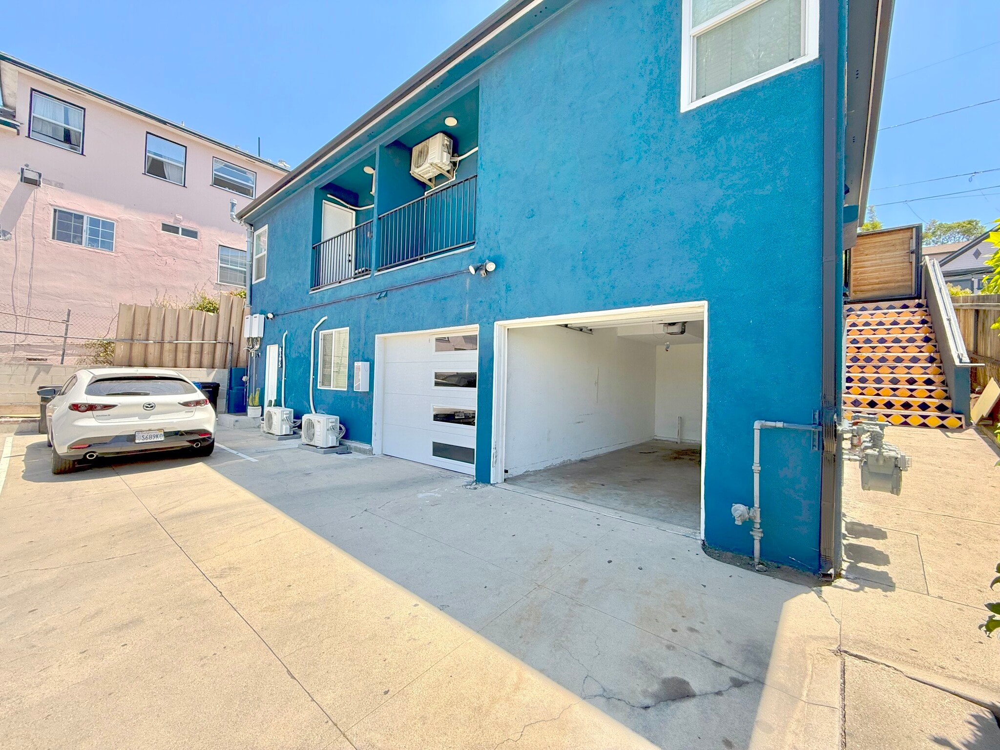 Building Photo - 839 Merwin St