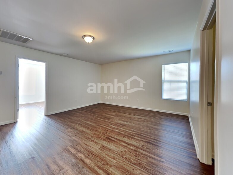 Building Photo - 3005 Peacher Ct