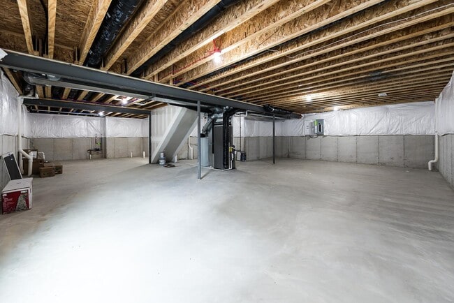Building Photo - 737 Haywood Dr