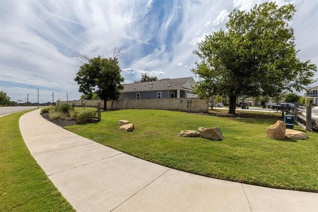 Building Photo - 1003 Sika Cv