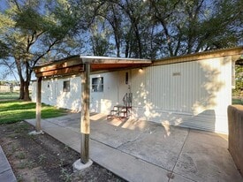 Building Photo - 3 El Cid Loop