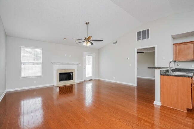 Building Photo - 3327 Velvet Court