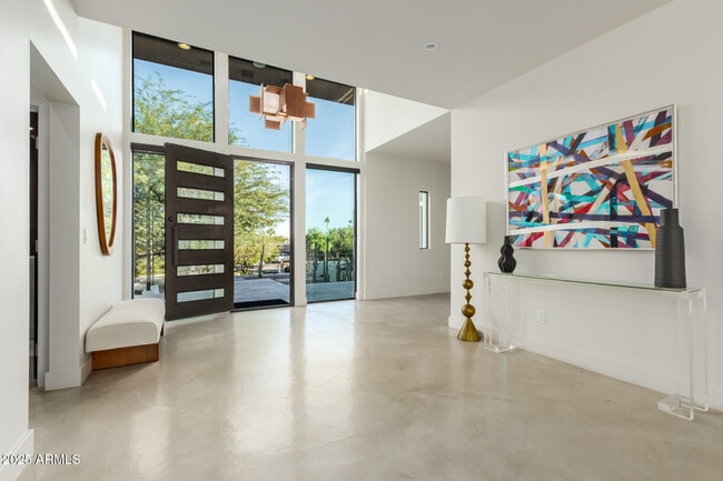 Building Photo - 6636 N 48th St