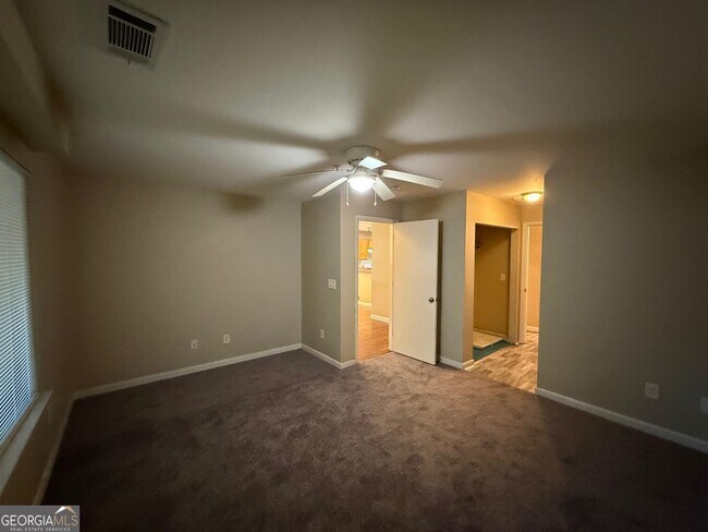 Building Photo - 3272 Blazing Pine Knoll