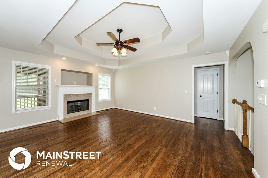 Building Photo - 725 Starlite Dr