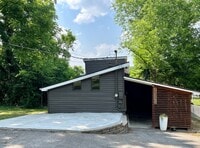Building Photo - ADORABLE CONTEMPORARY 2 BEDROOM IN THE HEART OF WEST HILLS!!!