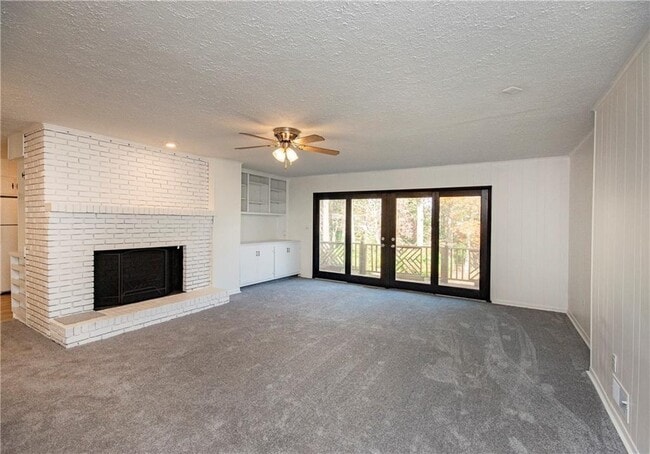 Building Photo - 3935 Orchard Rd SE