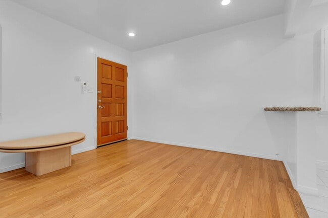 Building Photo - 1300 W 83rd Pl