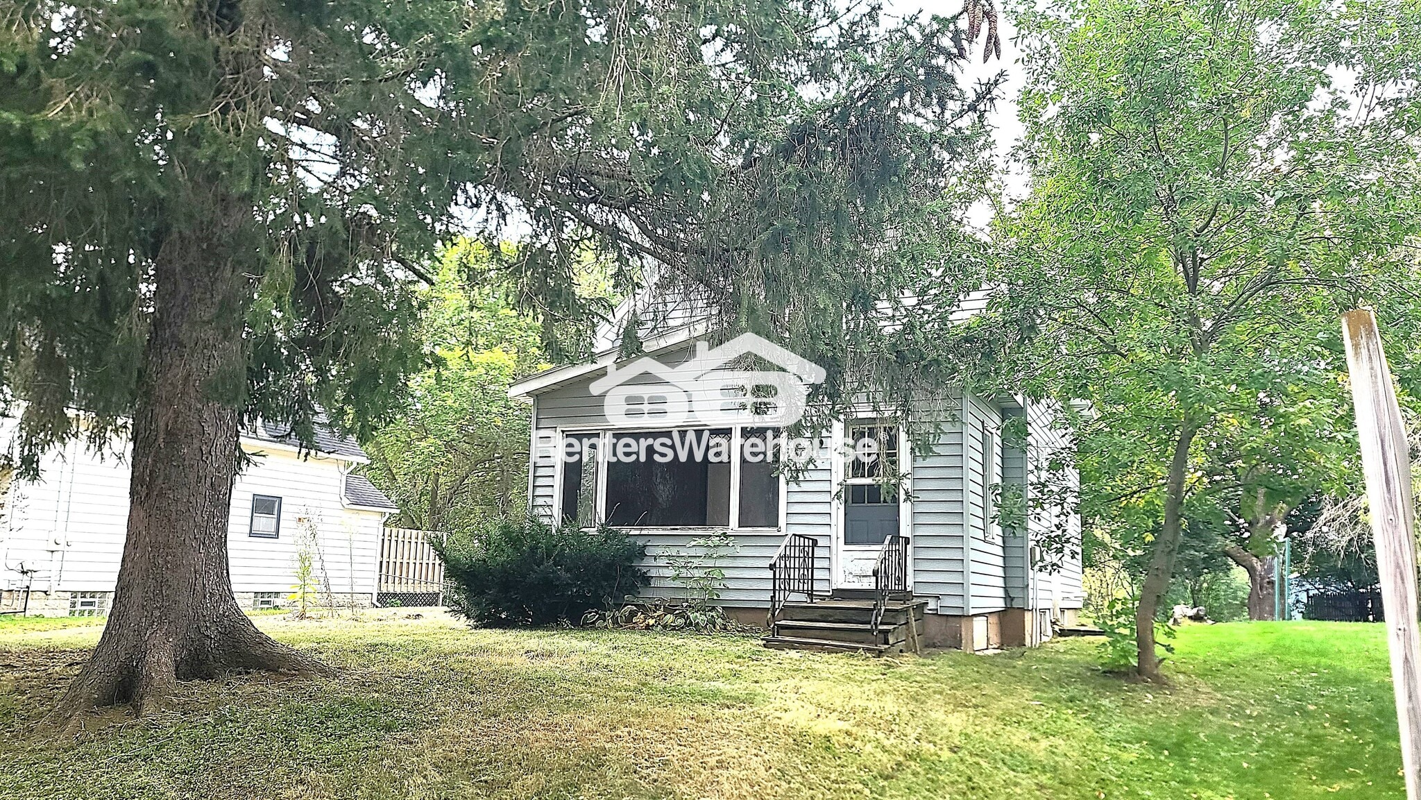 Building Photo - 115 Mathison St