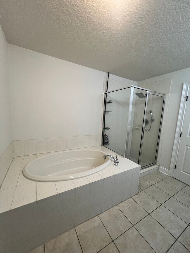 Building Photo - 7457 Regina Way