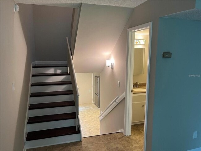 Building Photo - 4319 La Riviera Ct