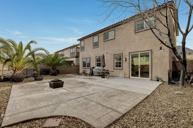 Building Photo - 4 bedroom cul-de-sac home in Henderson!