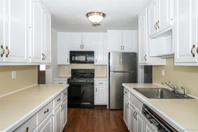 Building Photo - 83 Stevenson Ave