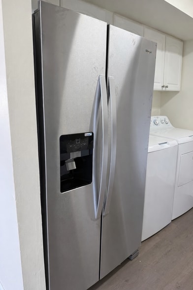 Building Photo - 2047 NW 56th Ave