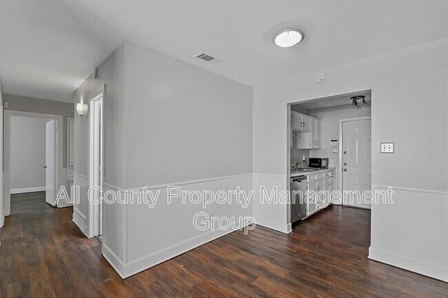 Building Photo - 2504 S Fielder Rd