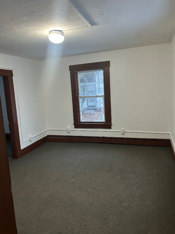 Building Photo - 68 Batchelder St