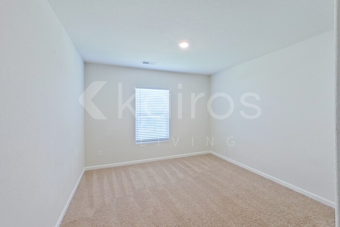 Building Photo - 1446 Native Gdn Rd