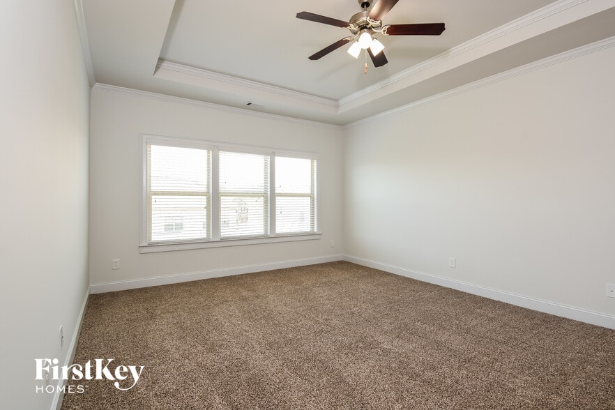 Building Photo - 252 Fox Knoll Trail