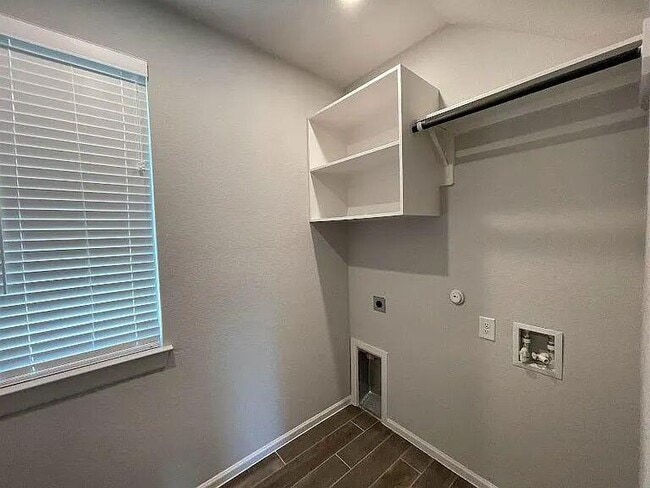 Building Photo - 936 Azul Lagoon Dr