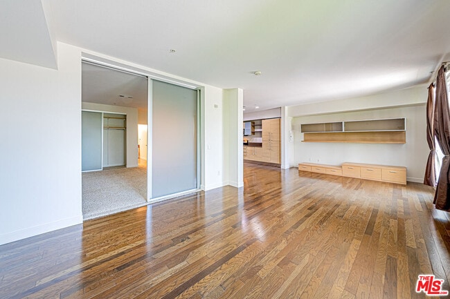 Building Photo - 1234 Wilshire Blvd