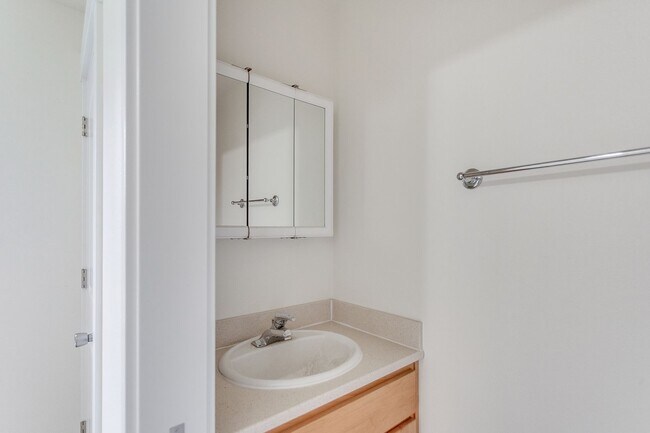 Building Photo - $500 OFF YOUR FIRST MONTH’S RENT – Limited Time Special!