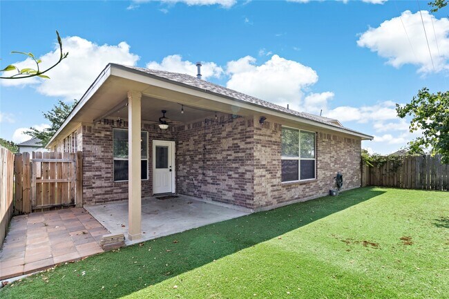Building Photo - 23307 W Pine Ivy Ln