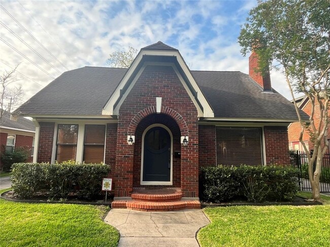 Primary Photo - 1707 Harold St