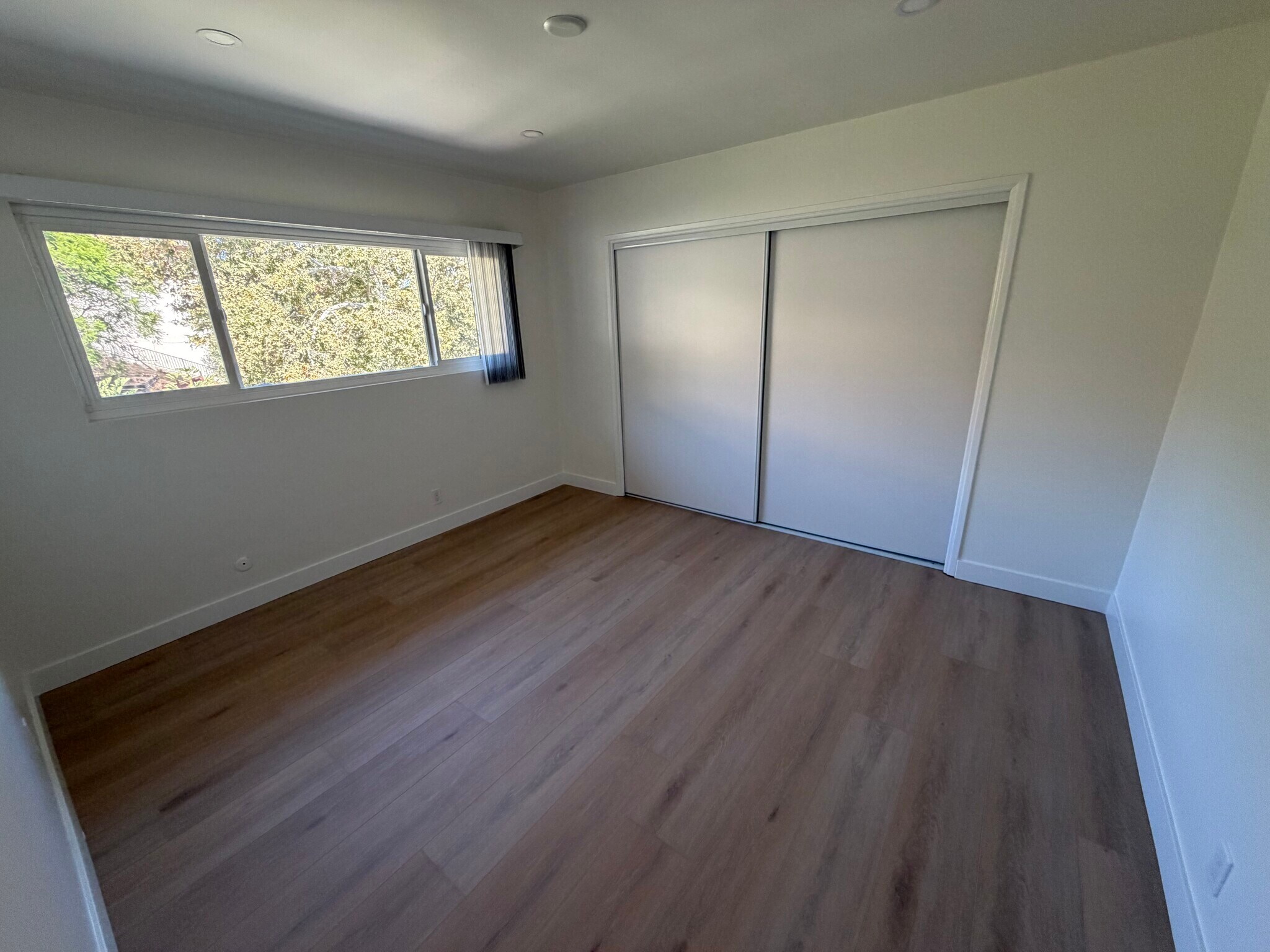 Building Photo - 851 Reeves Pl