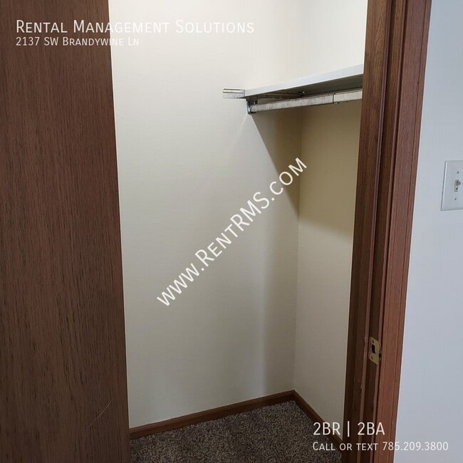 Building Photo - 2137 SW Brandywine Ln