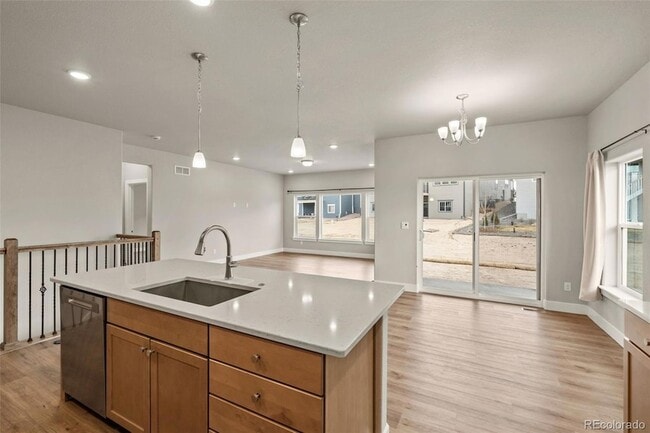 Building Photo - 16353 Cattle Crk Ct