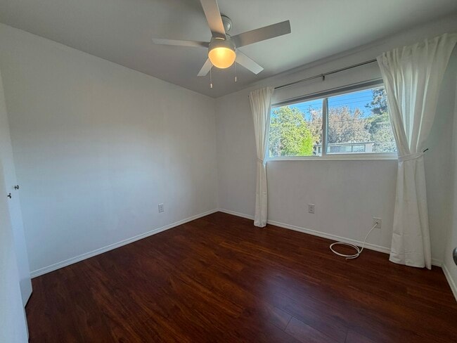 Building Photo - 605 Bush St