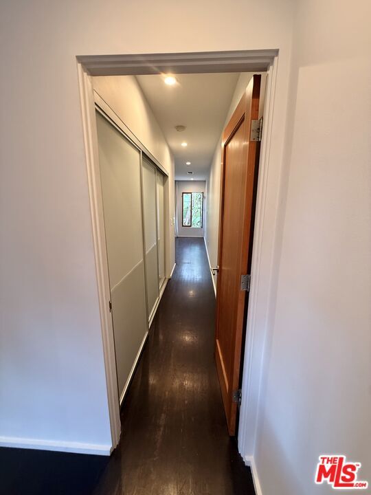 Building Photo - 4248 Lexington Ave