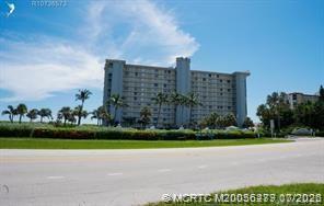 Building Photo - 10600 S Ocean Dr