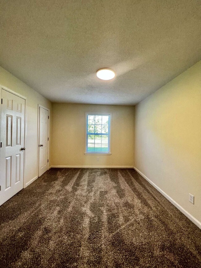 Primary Photo - 3864 NORTHEAST DRIVE UNIT C